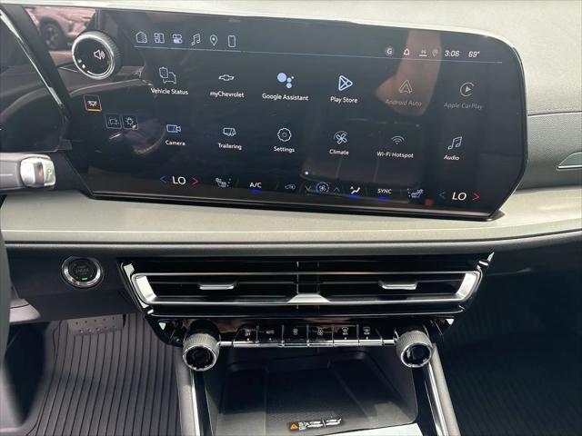 2026 Chevrolet Traverse FWD LT