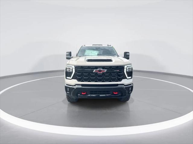 2026 Chevrolet Silverado 2500HD Crew Cab, Standard Bed, XR2, 4WD