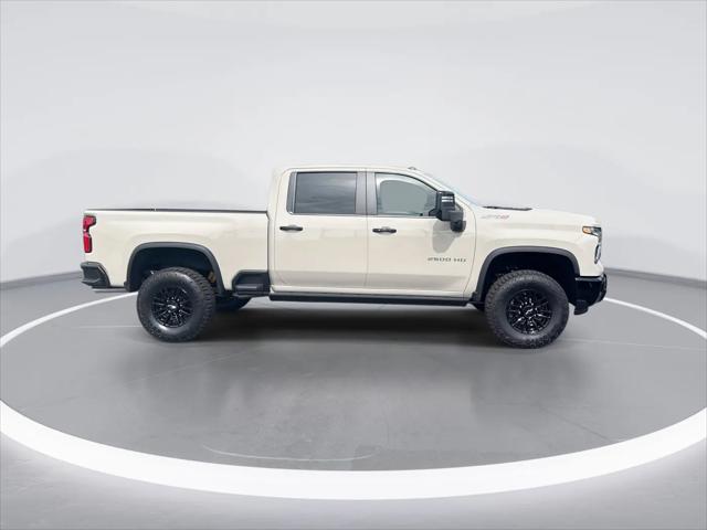 2026 Chevrolet Silverado 2500HD Crew Cab, Standard Bed, XR2, 4WD