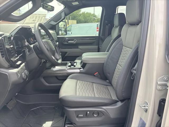 2026 Chevrolet Silverado 2500HD Crew Cab, Standard Bed, XR2, 4WD