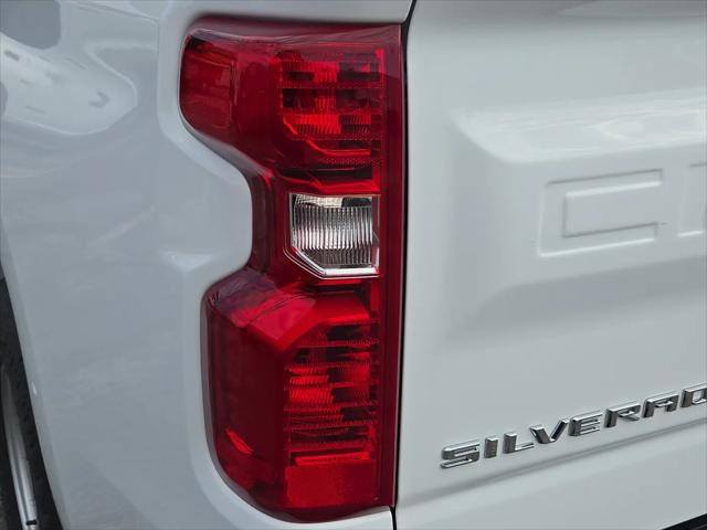 2026 Chevrolet Silverado 1500 4WD Crew Cab Short Bed WT
