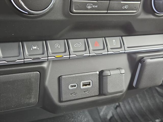 2026 Chevrolet Silverado 1500 4WD Crew Cab Short Bed WT