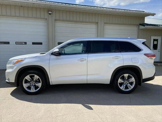 2016 Toyota Highlander Limited V6