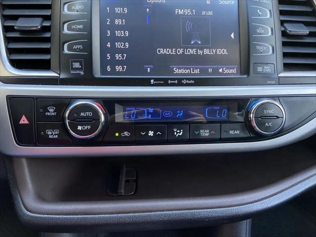 2016 Toyota Highlander Limited V6