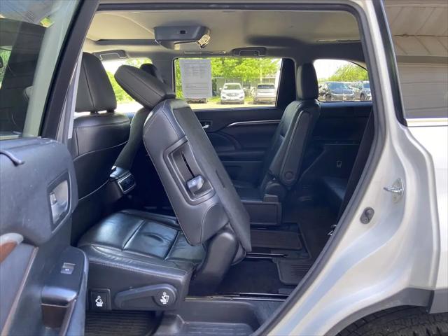 2016 Toyota Highlander Limited V6