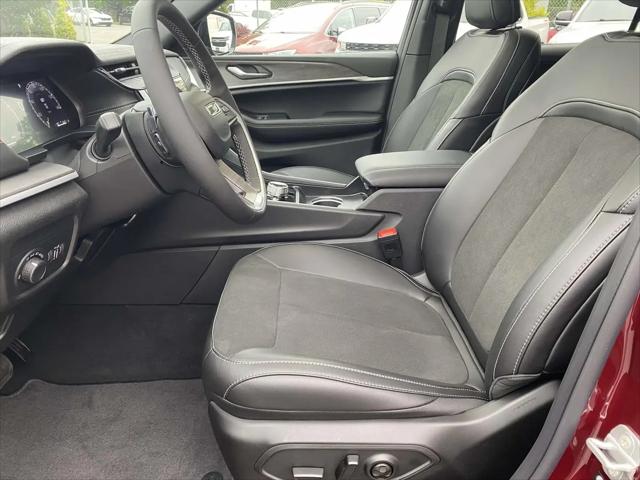 2026 Jeep Grand Cherokee L Altitude 4x4