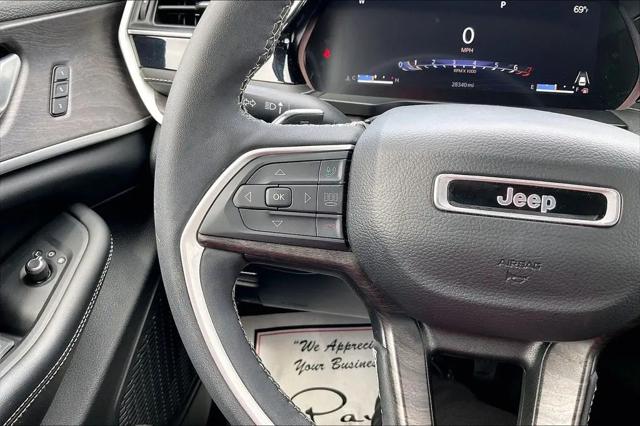 2023 Jeep Grand Cherokee Limited 4x2