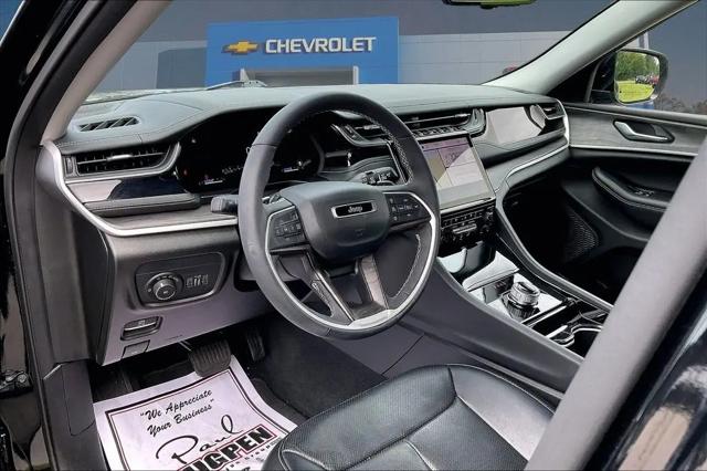 2023 Jeep Grand Cherokee Limited 4x2