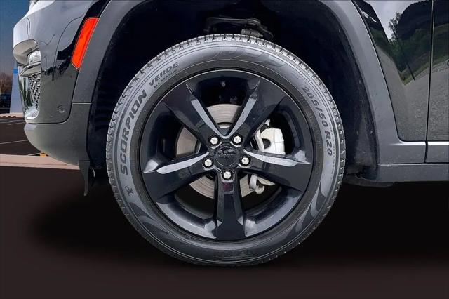 2023 Jeep Grand Cherokee Limited 4x2