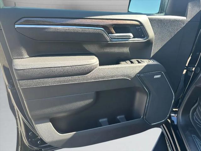 2026 Chevrolet Silverado 1500 4WD Crew Cab Short Bed LT Trail Boss