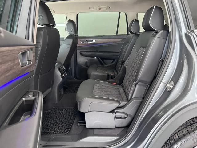 2025 Volkswagen Atlas 2.0T SEL Premium R-Line