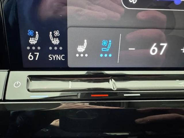 2025 Volkswagen Atlas 2.0T SEL Premium R-Line