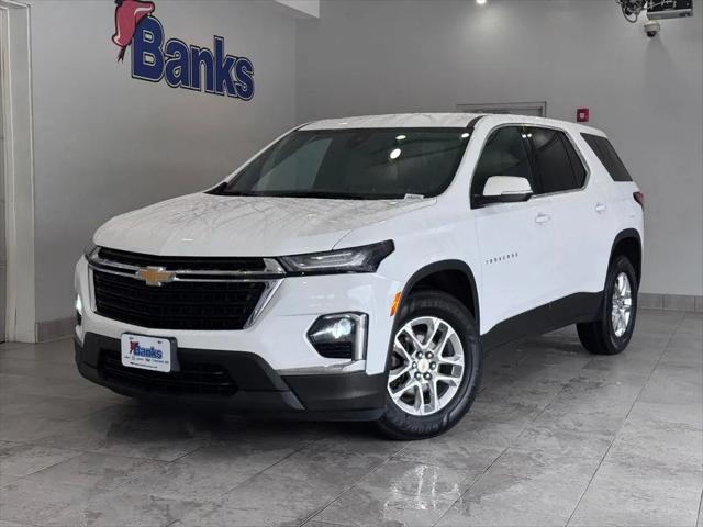 2023 Chevrolet Traverse AWD LS