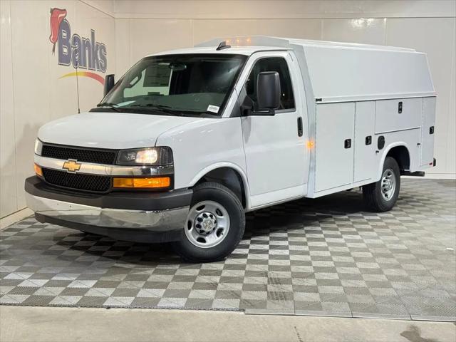 2026 Chevrolet Express Cutaway Work Van