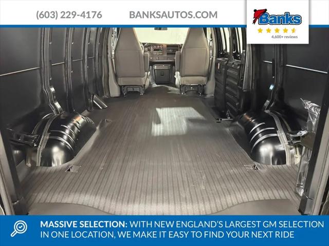 2026 GMC Savana Cargo 2500 Regular Wheelbase, Work Van, RWD