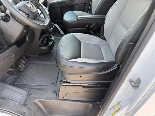 2025 Ram ProMaster 2500 Cargo Van Tradesman High Roof 136" WB w/Pass Seat