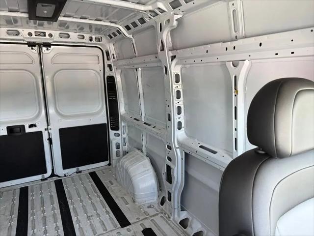 2025 Ram ProMaster 2500 Cargo Van Tradesman High Roof 136" WB w/Pass Seat