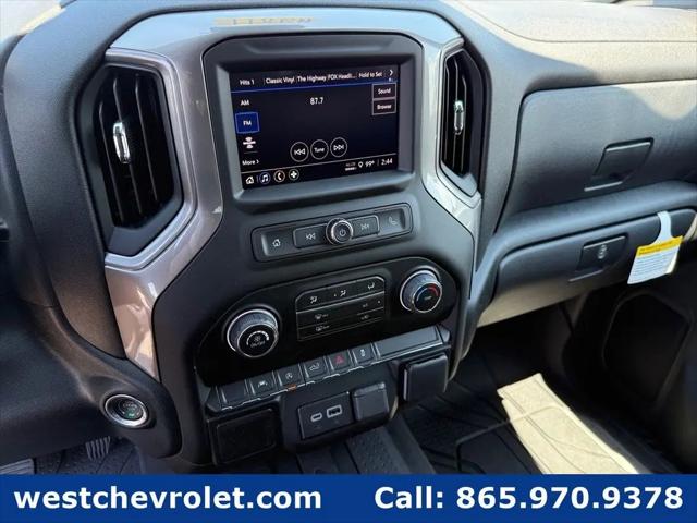 2026 Chevrolet Silverado 1500 4WD Crew Cab Short Bed Custom