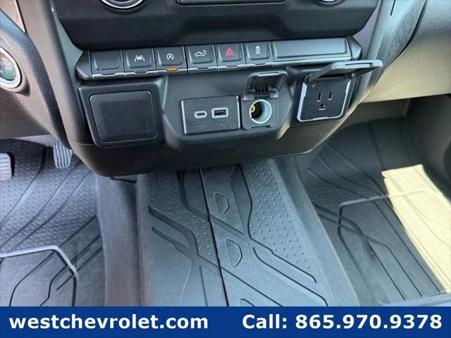 2026 Chevrolet Silverado 1500 4WD Crew Cab Short Bed Custom