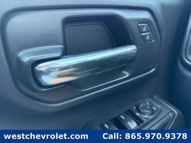 2026 Chevrolet Silverado 1500 4WD Crew Cab Short Bed Custom