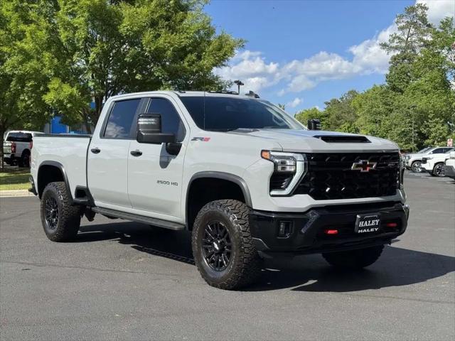 2024 Chevrolet Silverado 2500HD 4WD Crew Cab Standard Bed ZR2