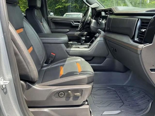 2024 GMC Sierra 1500 4WD Crew Cab Short Box AT4