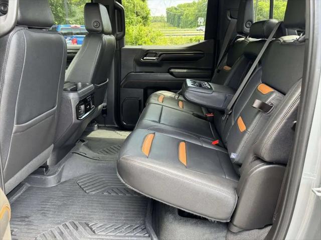 2024 GMC Sierra 1500 4WD Crew Cab Short Box AT4