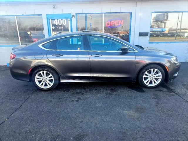 2016 Chrysler 200 Limited