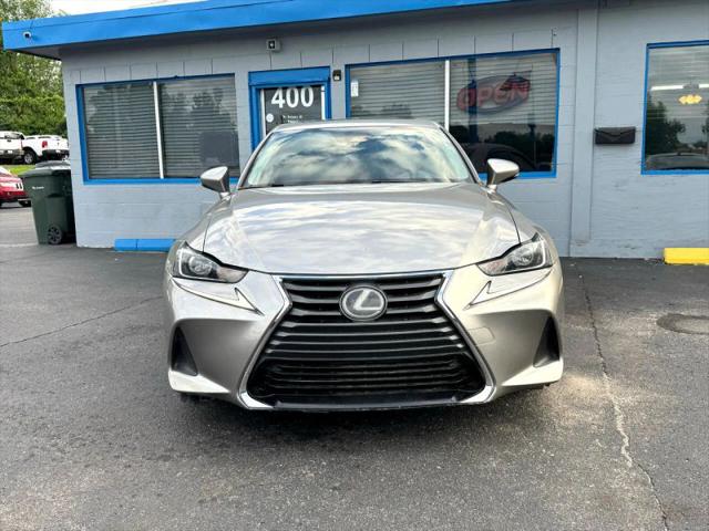2017 Lexus IS 200t 200t