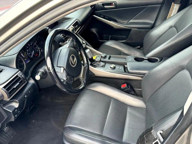 2017 Lexus IS 200t 200t