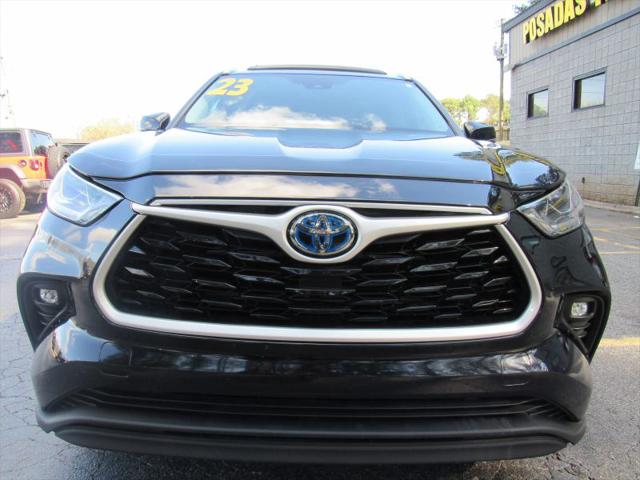 2023 Toyota Highlander Hybrid XLE Bronze