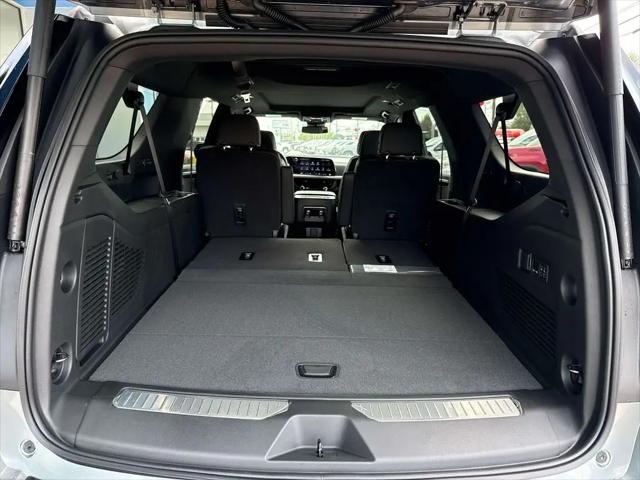 2026 Chevrolet Suburban Premier, RWD
