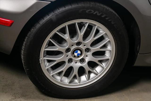 2002 BMW Z3 2.5i