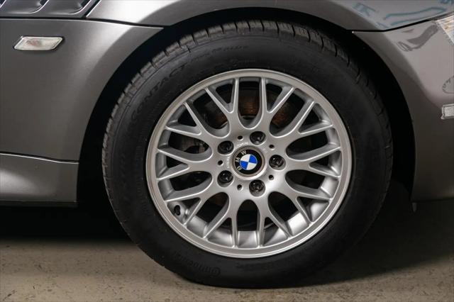 2002 BMW Z3 2.5i