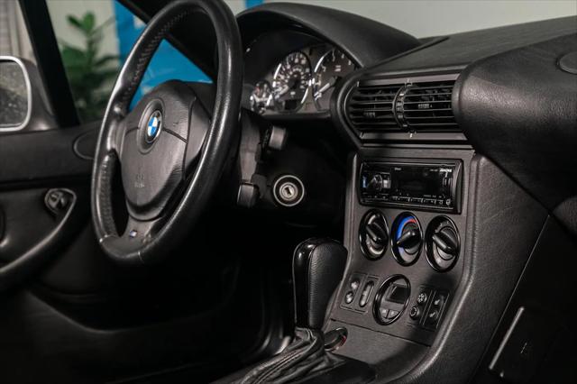 2002 BMW Z3 2.5i
