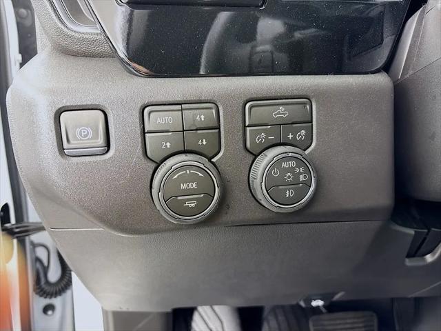 2026 Chevrolet Silverado 1500 4WD Crew Cab Short Bed LT Trail Boss
