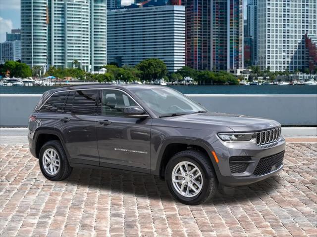 2025 Jeep Grand Cherokee Laredo X 4x2