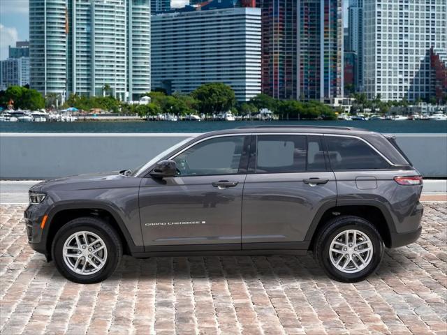 2025 Jeep Grand Cherokee Laredo X 4x2
