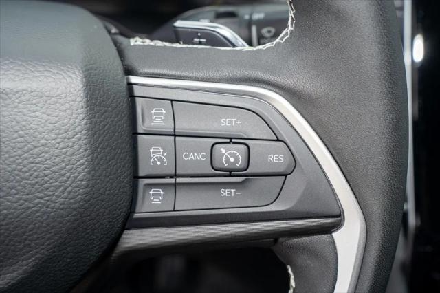 2025 Jeep Grand Cherokee Laredo X 4x2