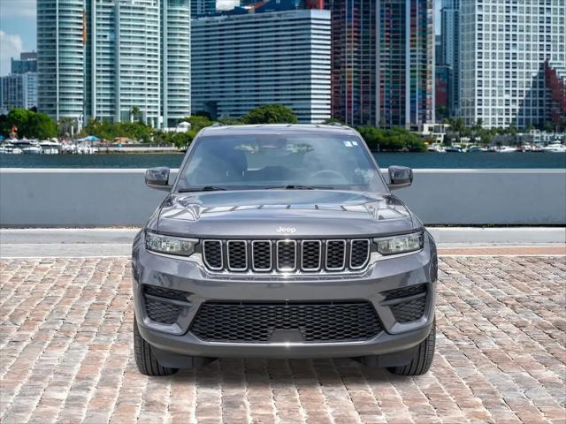 2025 Jeep Grand Cherokee Laredo X 4x2
