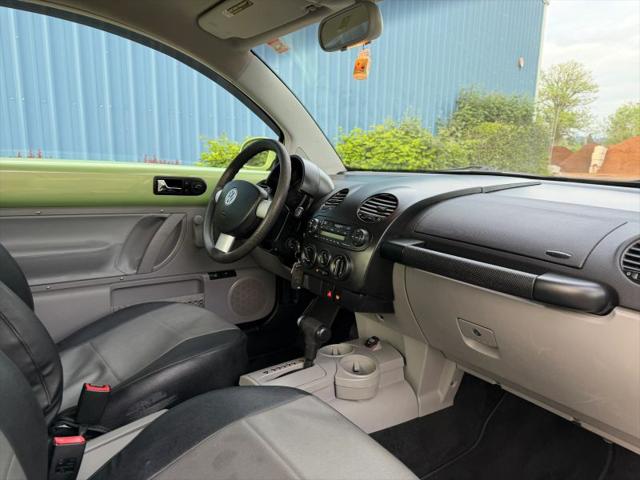 2002 Volkswagen New Beetle GL