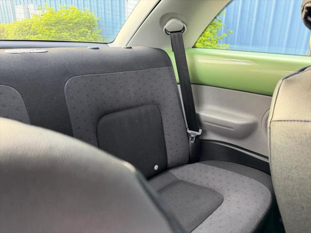 2002 Volkswagen New Beetle GL