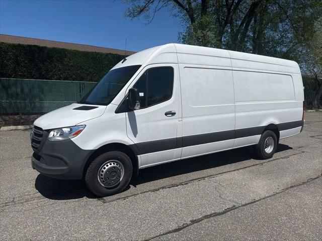 2024 Mercedes-Benz Sprinter 3500XD High Roof 4-Cyl Diesel HO