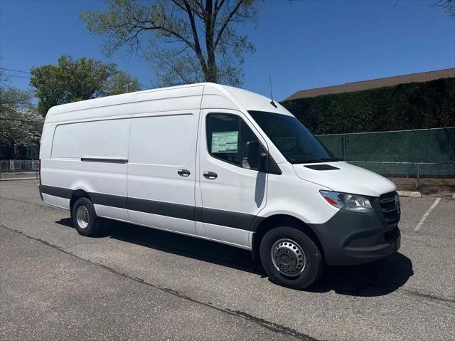 2024 Mercedes-Benz Sprinter 3500XD High Roof 4-Cyl Diesel HO