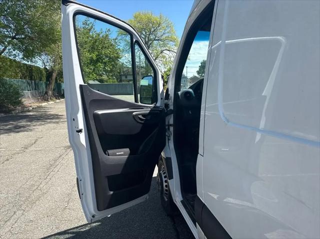 2024 Mercedes-Benz Sprinter 3500XD High Roof 4-Cyl Diesel HO