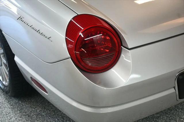 2004 Ford Thunderbird Deluxe