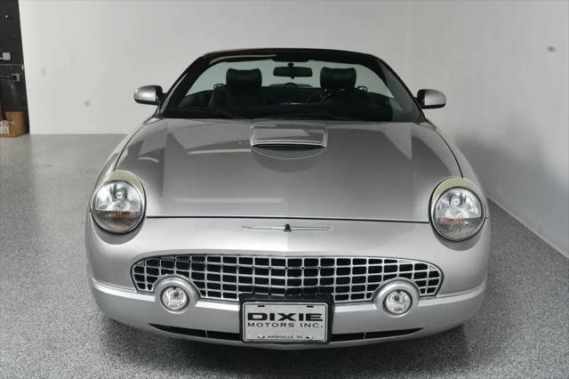 2004 Ford Thunderbird Deluxe