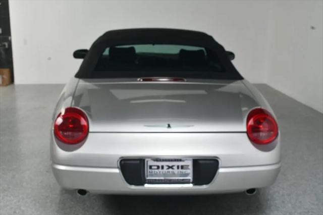 2004 Ford Thunderbird Deluxe