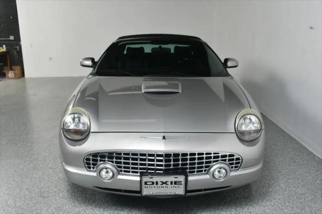 2004 Ford Thunderbird Deluxe