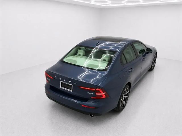 2020 Volvo S60 T6 Momentum